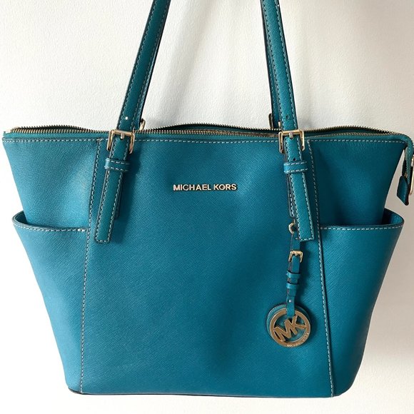 Michael Kors Purse - Picture 1 of 6